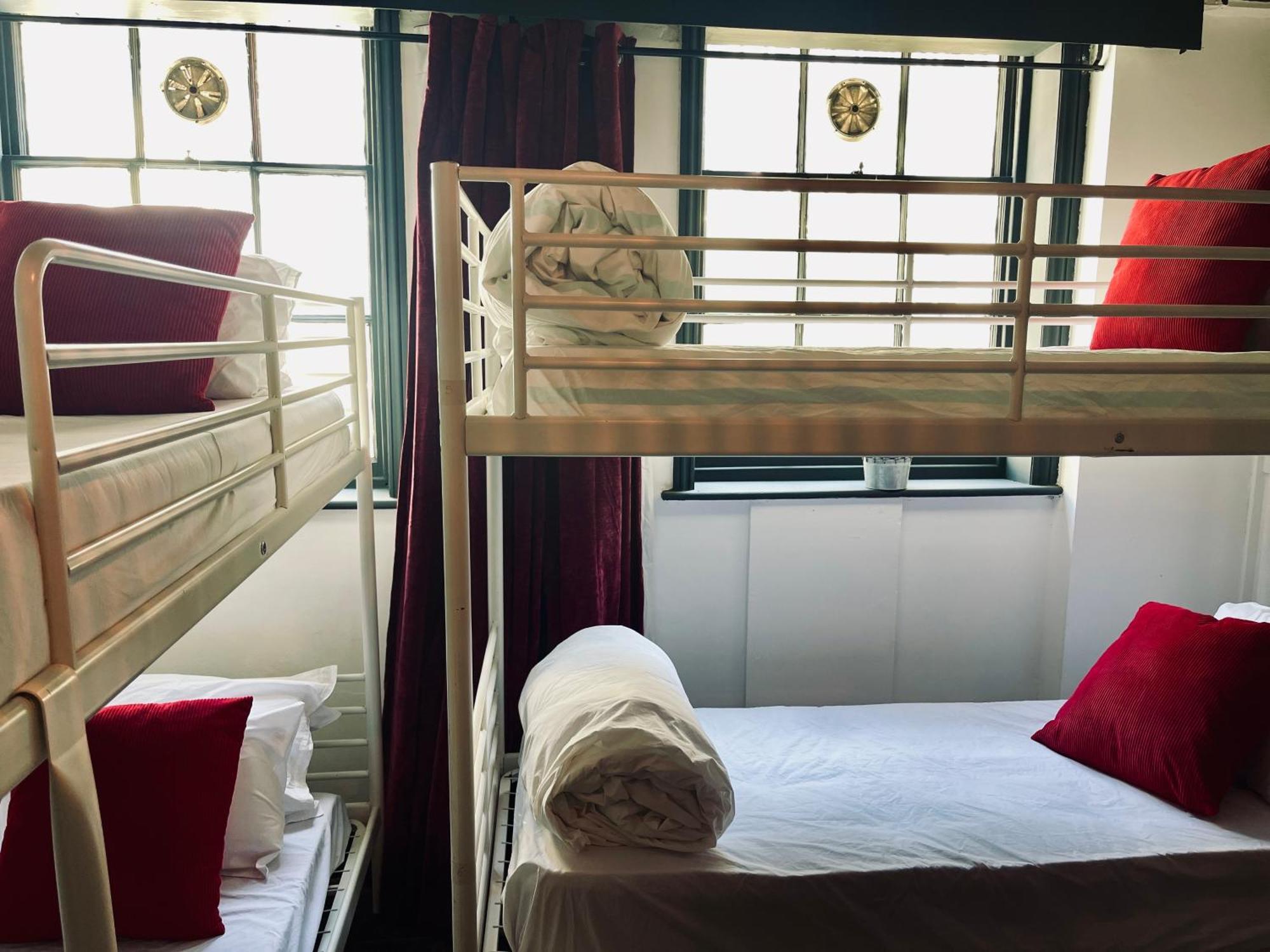Beachfront Party House For Stags & Hens Brighton Ngoại thất bức ảnh